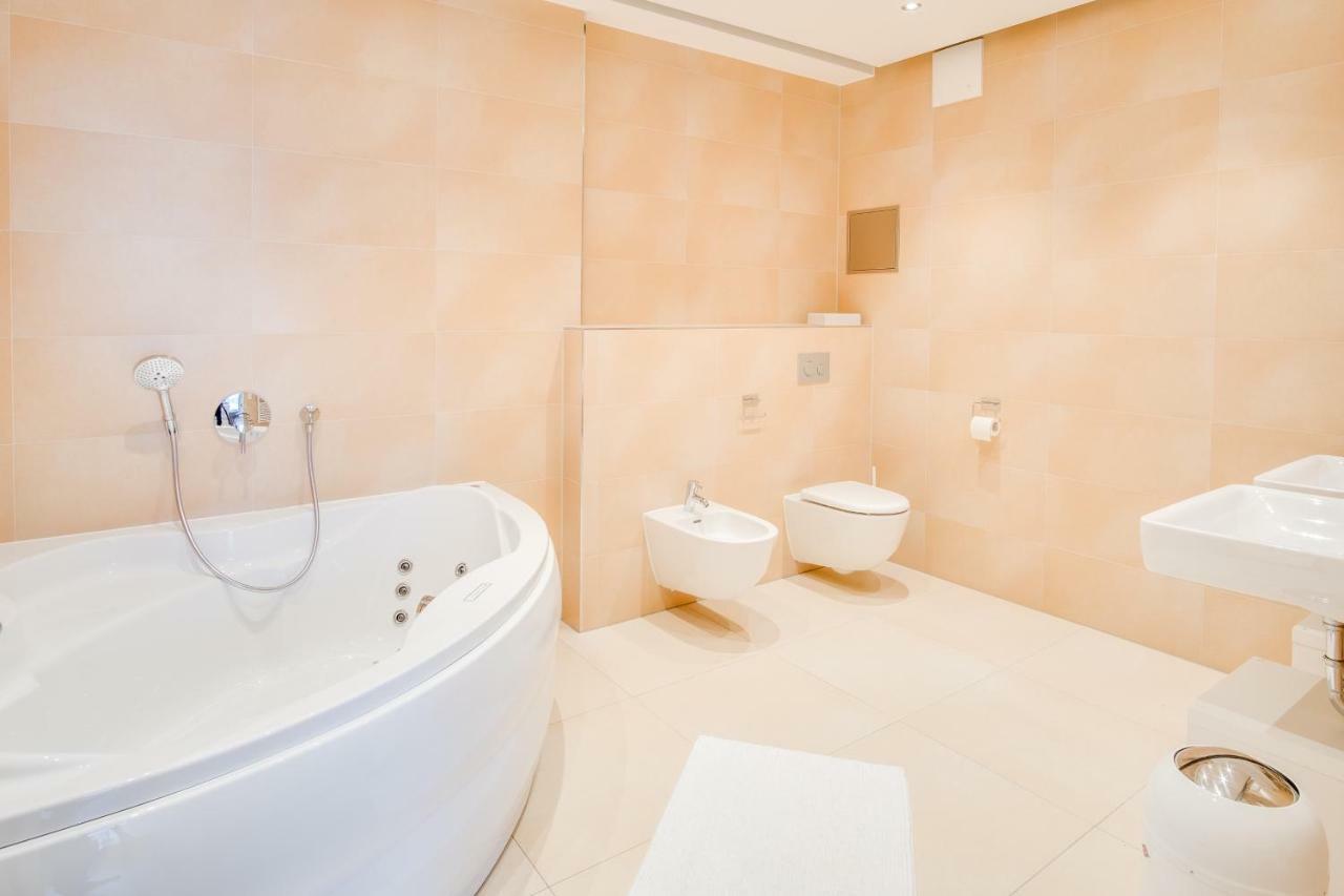 Schoene Wohnung Am Dresdner Zwinger Дрезден Экстерьер фото